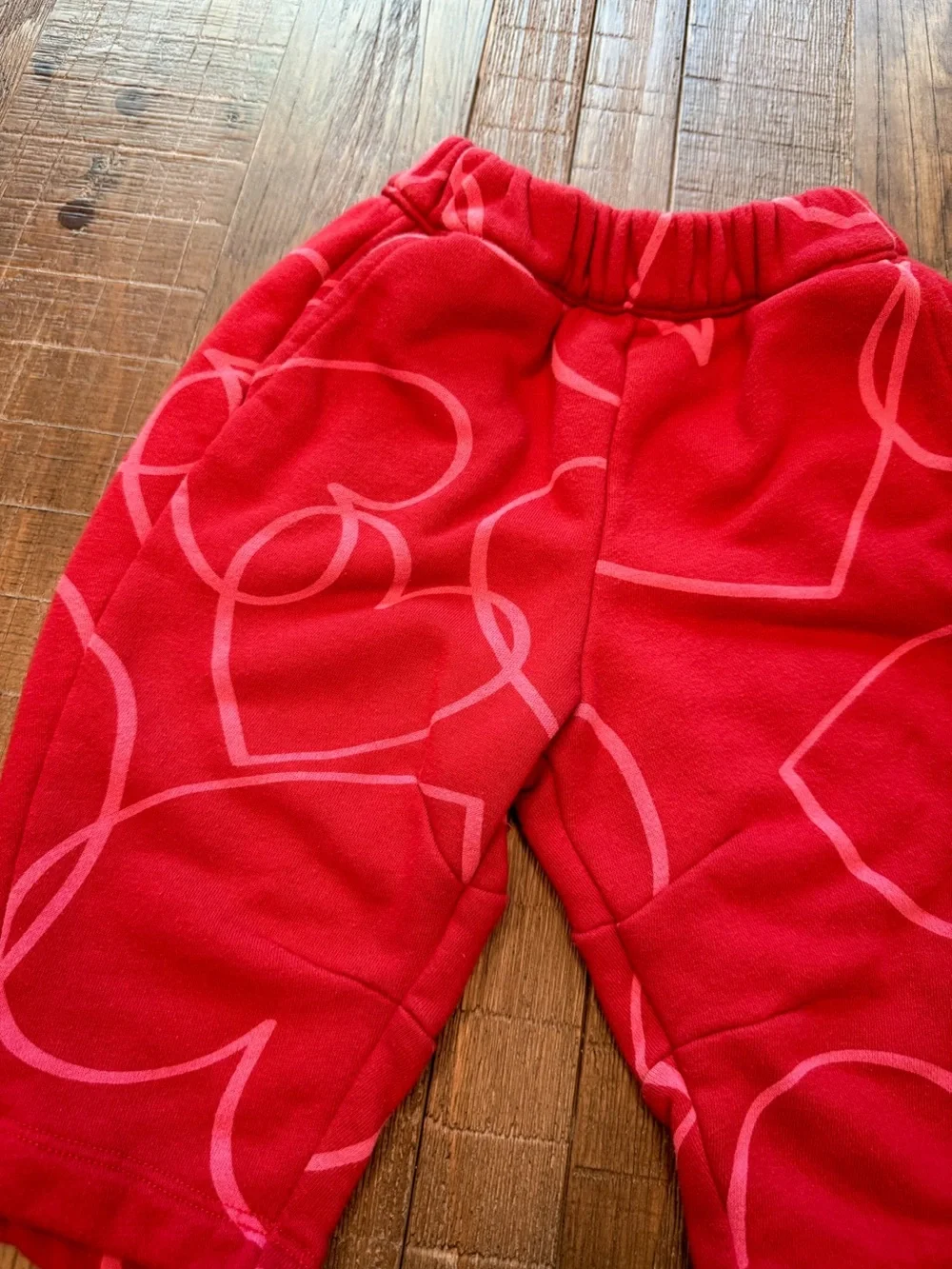 Baby Gap VintageSoft Red Heart Sweatshirt & Sweatpants Set 6–12M